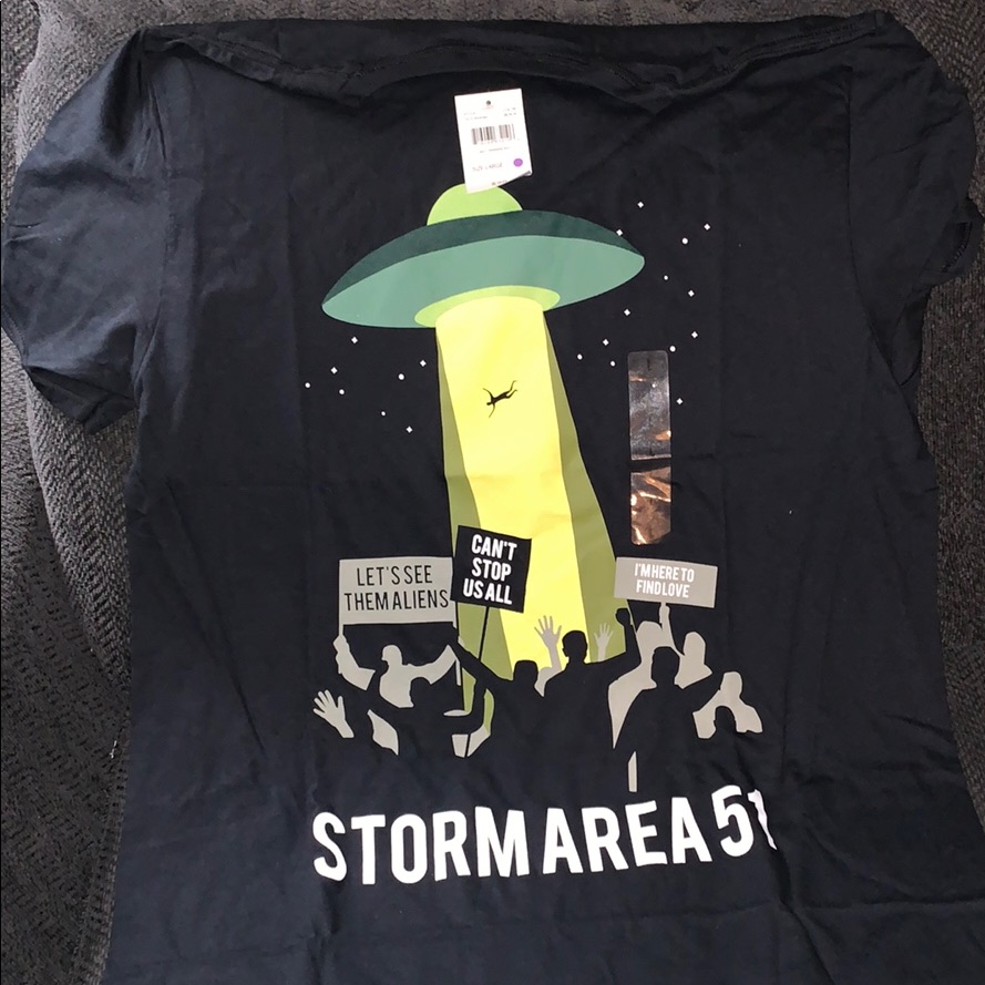 Brand New Area 51 TShirt Size Large